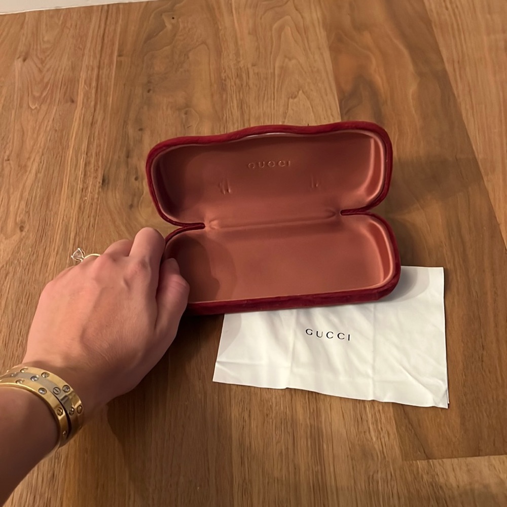 Velvet Gucci Sunglass Case and Cloth
